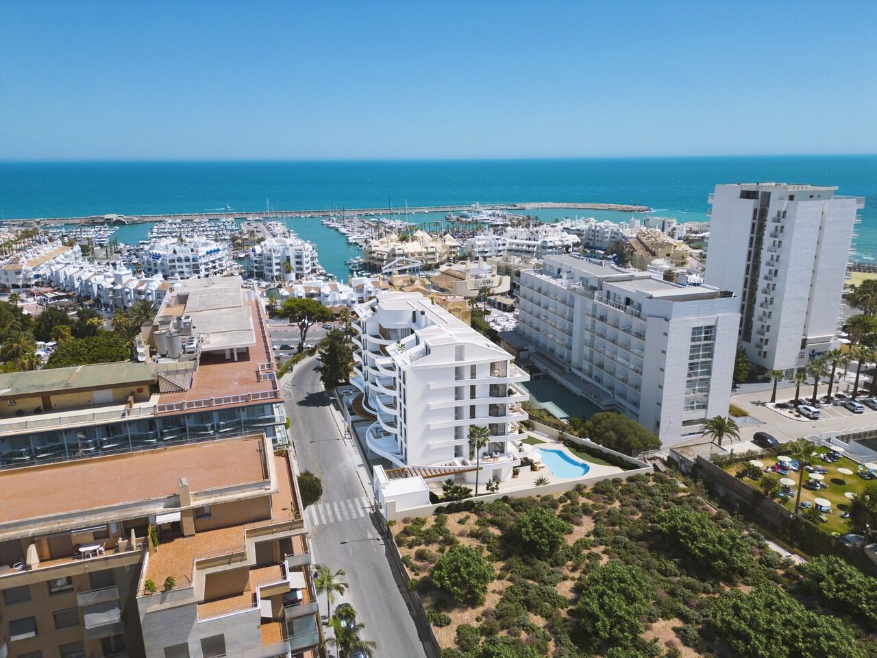 Apartamenty Marina Golden Bay w Benalmádenie — Benalmádena, zdjęcie 10 z 13